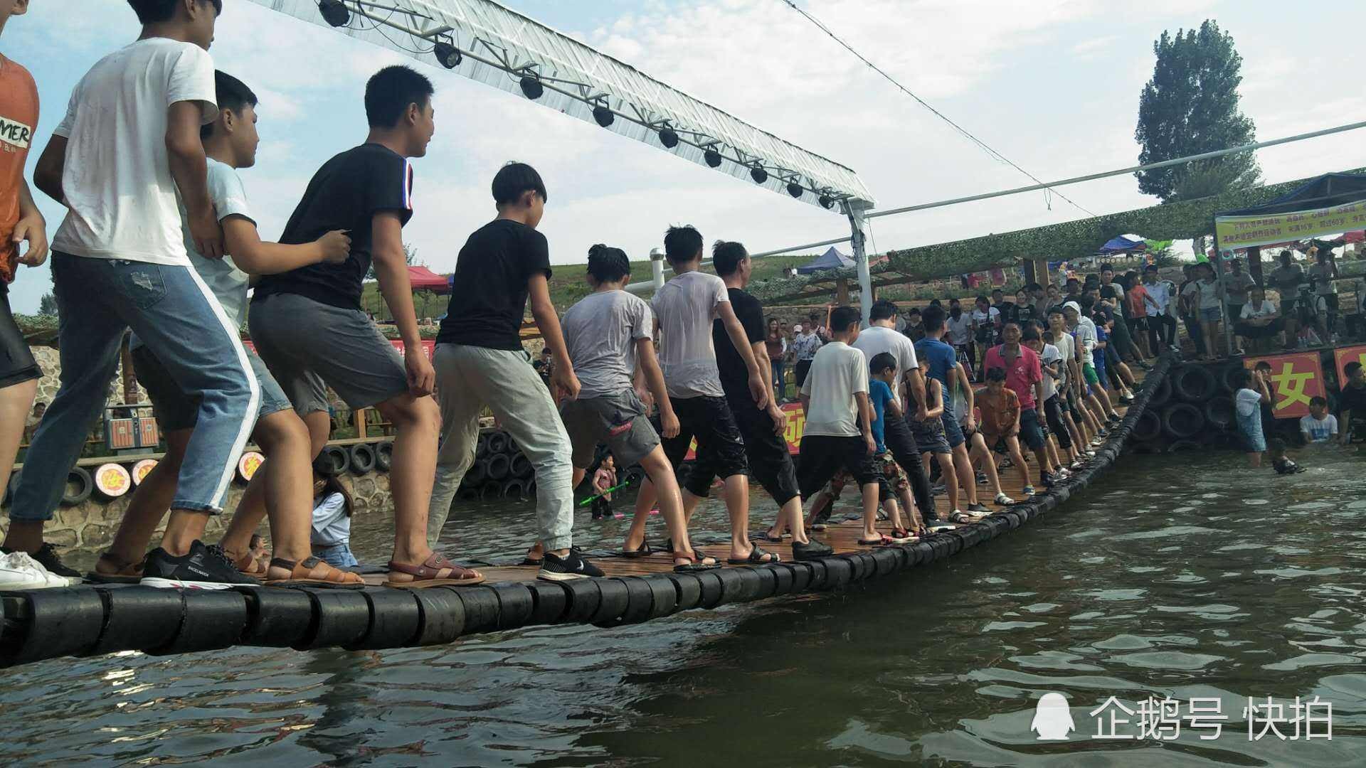 蓬江景区网红桥